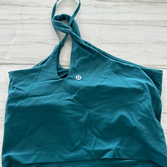 Lululemon cross strap align tank - Picture 3 of 4
